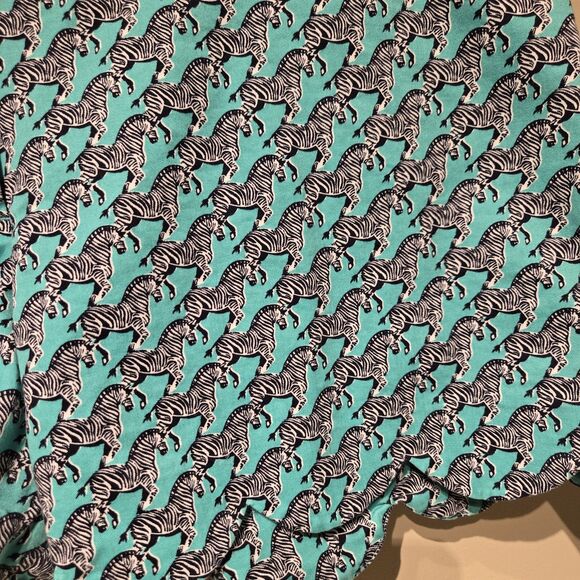 Crown & Ivy Size 16 Shorts Green Zebra Print - Picture 3 of 6